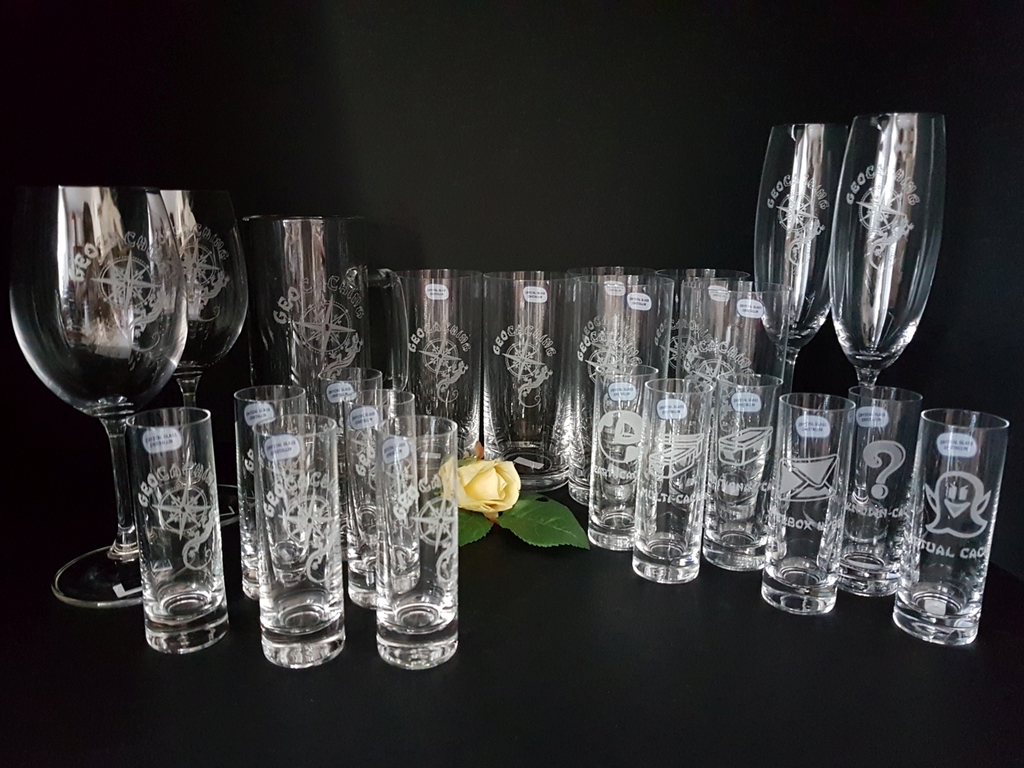 Gravírovaná sada pro GC-sklenice vinné, šampusové, půllitr, sklenice na džus, štamprle